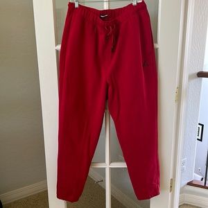 AIR JORDAN Men’s Standard Fit Sweatpants in Red- NWT